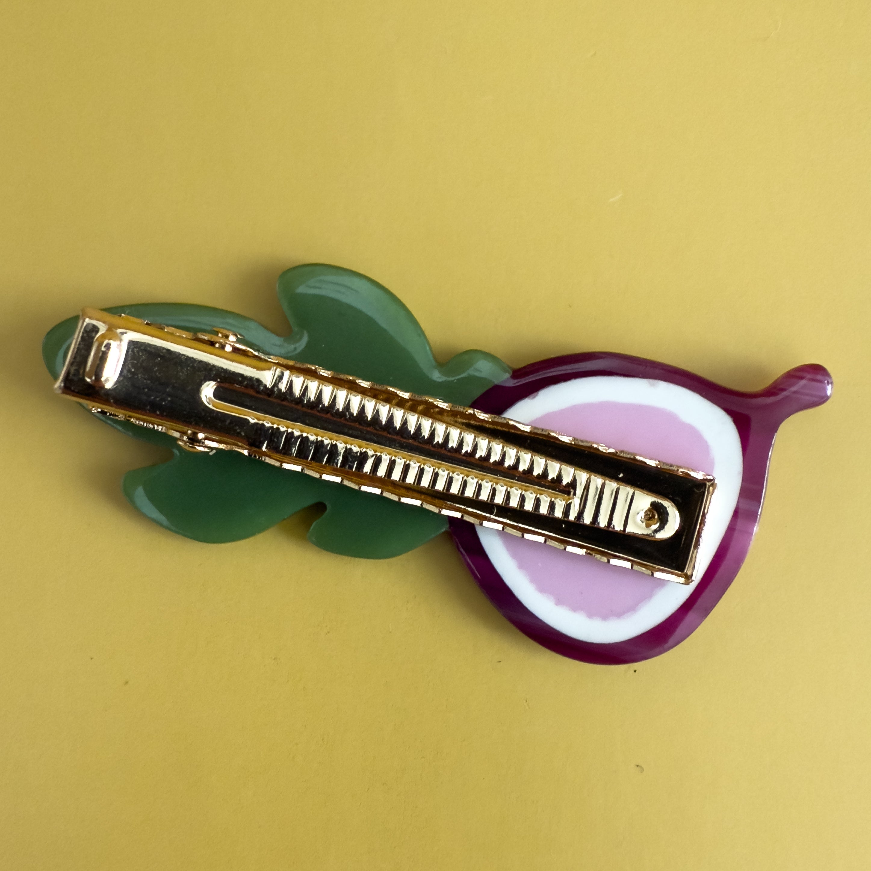 Discover the delightful secret of centinelle's sweet figs: succulent center wrapped in a soft, inviting skin.  

Each bite is an escape to a sun-drenched orchard, with the delicate flavor of honey and subtle berry notes. Enjoy!