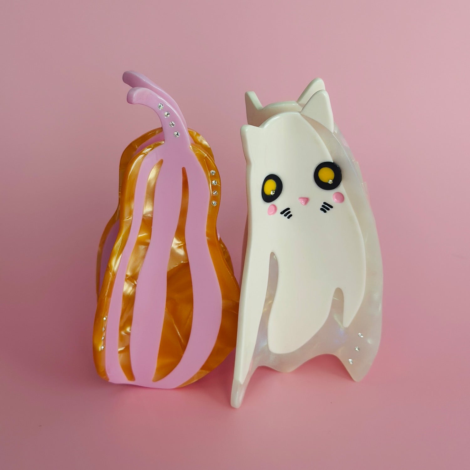 Cozy and delicious fall pink squash hair claw with Ghost Cat hair claw
